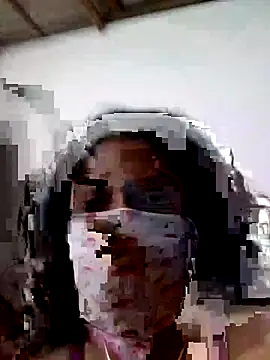 Snapshot of boosypussy chatting on November 13, 11:14 pm boosypussy online show from November 13, 11:14 pm