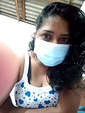 Snapshot of boosypussy chatting on November 18, 9:19 pm boosypussy online show from November 18, 9:19 pm