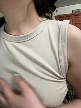 Snapshot of LinYi_Office chatting on February 24, 3:04 am LinYi Office online show from February 24, 3:04 am