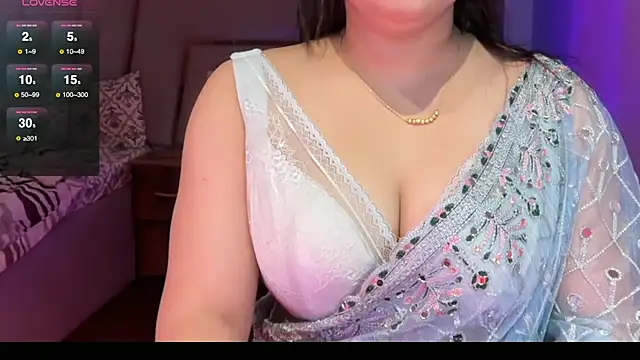 Snapshot of SunhariGirl chatting on September 16, 1:45 pm SunhariGirl online show from September 16, 1:45 pm