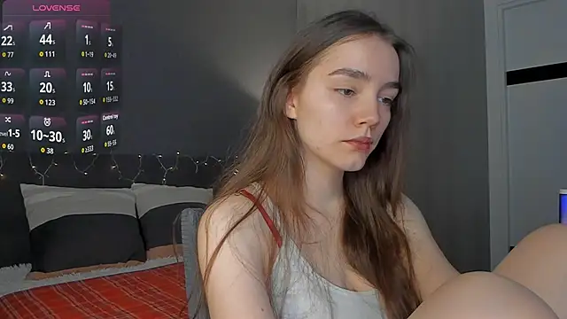 sweete chantal online show from March 21, 8:12 pm