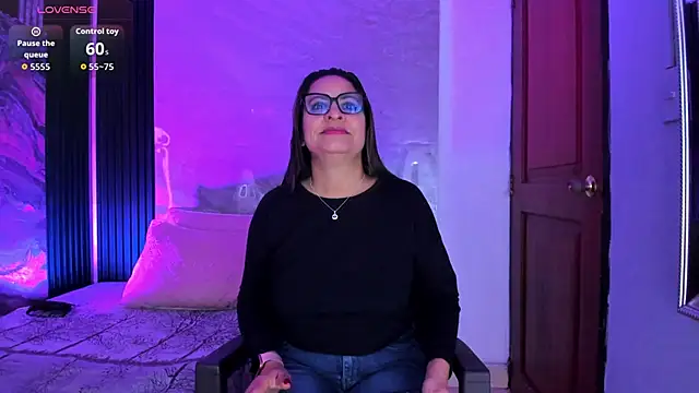 Agatha Pleasure online show from March 5, 11:50 am