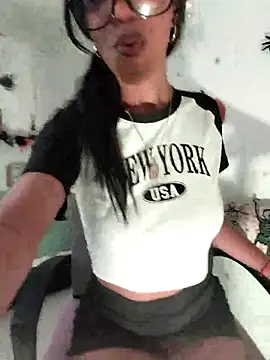 LeilaEbony online show from October 14, 11:55 am