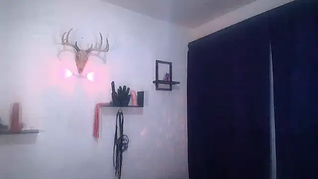 DakariaHills  online show from July 15, 3:45 am