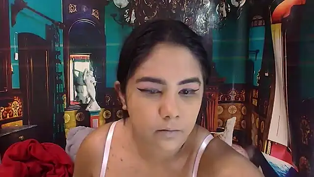 Snapshot of IndiaSexyStripper4u chatting on June 22, 5:43 pm IndiaSexyStripper4u online show from June 22, 5:43 pm