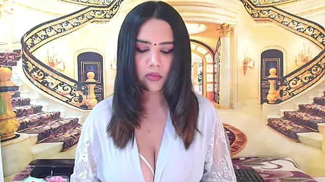 Snapshot of IndiaSexyStripper4u chatting on June 27, 5:51 pm IndiaSexyStripper4u online show from June 27, 5:51 pm