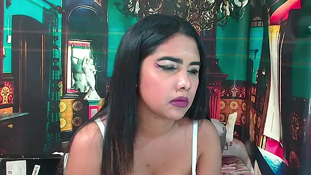 Snapshot of IndiaSexyStripper4u chatting on July 1, 4:14 am IndiaSexyStripper4u online show from July 1, 4:14 am