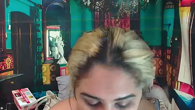 Snapshot of IndiaSexyStripper4u chatting on July 27, 9:16 am IndiaSexyStripper4u online show from July 27, 9:16 am