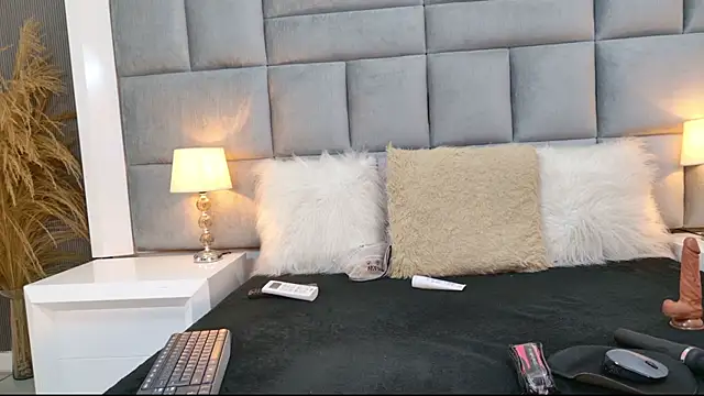 GiaAndretti online show from February 20, 12:38 pm