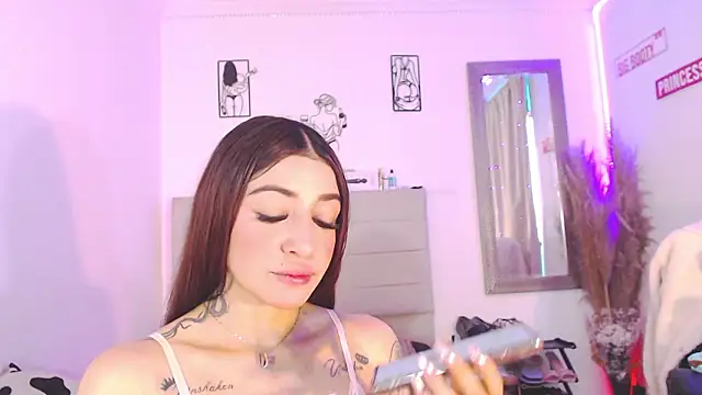 Anna belly online show from March 6, 1:07 pm