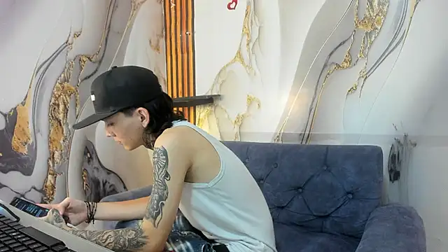 StraightBoy Nick online show from February 28, 5:30 am