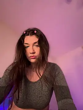 ScarletBloom  online show from February 8, 4:54 pm