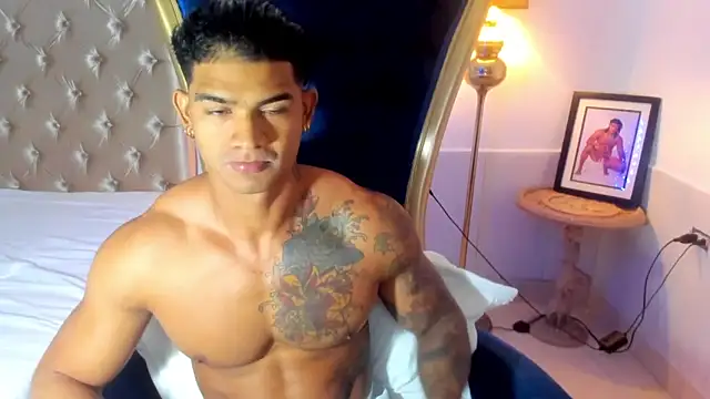 antonio  444 online show from November 10, 11:31 am