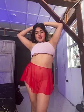 EmilyNoir1 online show from April 16, 8:20 pm