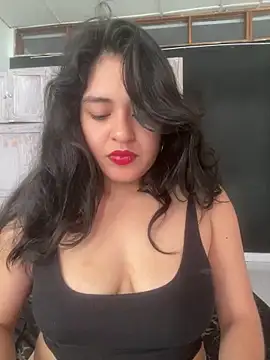 EmilyNoir1 online show from May 23, 8:57 pm