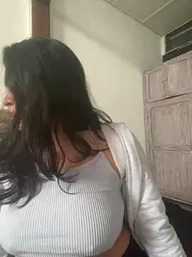 EmilyNoir1 online show from July 4, 5:52 pm