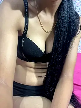 Snapshot of chandiqueen chatting on September 21, 4:52 pm chandiqueen online show from September 21, 4:52 pm