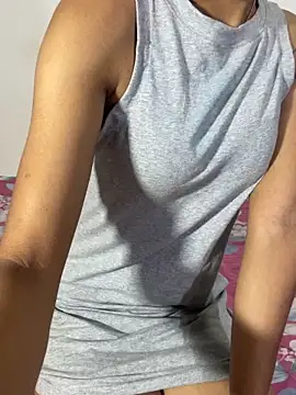 Snapshot of chandiqueen chatting on February 7, 8:29 am chandiqueen online show from February 7, 8:29 am