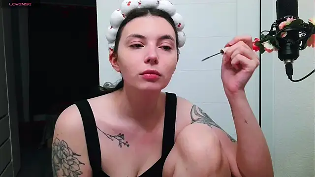peachyness online show from May 29, 9:57 pm