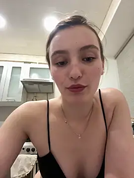 Snapshot of ZariaFlame chatting on November 6, 9:48 pm ZariaFlame online show from November 6, 9:48 pm