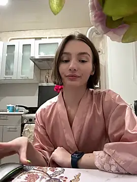 ZariaFlame online show from November 28, 8:33 pm