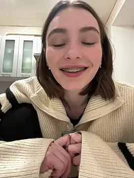 ZariaFlame online show from April 6, 11:38 pm