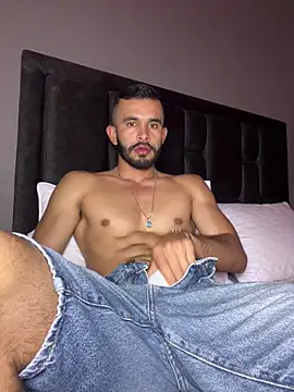 Jacksonfranco online show from April 8, 11:21 am