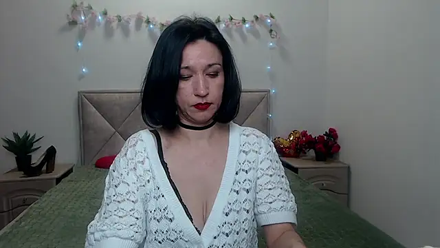 Snapshot of CameronEnns chatting on May 1, 12:32 pm CameronEnns online show from May 1, 12:32 pm