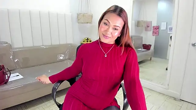 Snapshot of veronica_b07 chatting on November 5, 3:45 pm veronica b07 online show from November 5, 3:45 pm