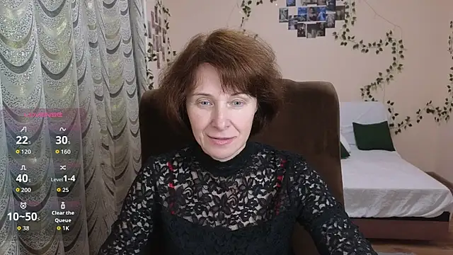 Lia Tito online show from November 25, 12:49 pm