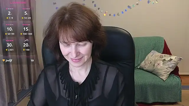 Lia Tito online show from March 3, 2:01 pm