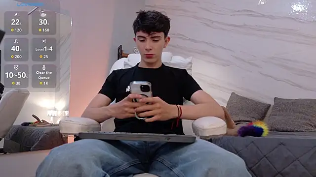 mathias saenz online show from March 21, 7:17 pm