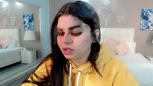 maddissonivanova online show from April 8, 7:36 pm