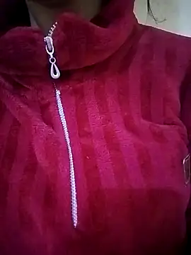 Snapshot of Miss-Lynda chatting on February 2, 1:10 pm Miss-Lynda online show from February 2, 1:10 pm