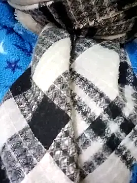 Snapshot of Miss-Lynda chatting on February 11, 12:32 pm Miss-Lynda online show from February 11, 12:32 pm