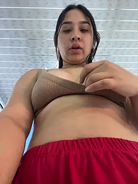 Snapshot of BELLAALEJA chatting on April 4, 2:36 pm BELLAALEJA online show from April 4, 2:36 pm