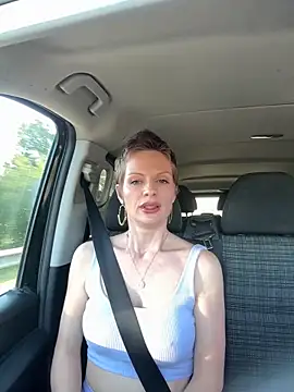 Isabella kiko online show from April 17, 5:05 pm