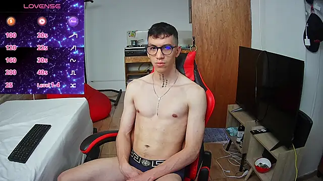 angelicious  online show from November 4, 1:10 pm