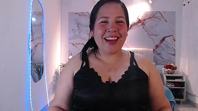 Snapshot of Ashley_Grahaam chatting on October 9, 2:42 am Ashley Grahaam online show from October 9, 2:42 am