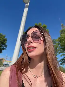Snapshot of Amelie_Crosby chatting on June 20, 1:58 pm Amelie Crosby online show from June 20, 1:58 pm
