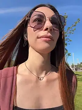 Snapshot of Amelie_Crosby chatting on July 17, 1:40 pm Amelie Crosby online show from July 17, 1:40 pm