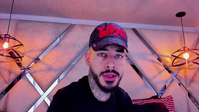 VinzenzRizzo online show from February 23, 3:37 am