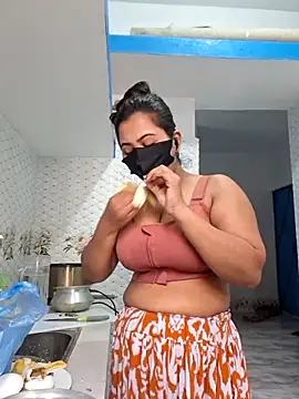 Bristy- online show from March 15, 10:32 am