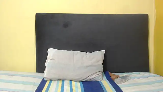 ChubbyBitch26 online show from May 19, 3:35 am