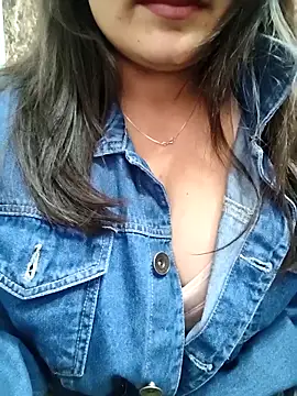 MISS RIYA14 online show from January 7, 5:54 am