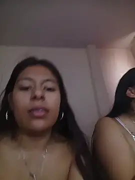 Snapshot of coonyhillss chatting on April 16, 4:52 pm coonyhillss online show from April 16, 4:52 pm