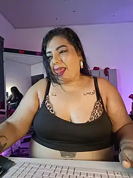 AndreaKinky online show from February 16, 8:10 am