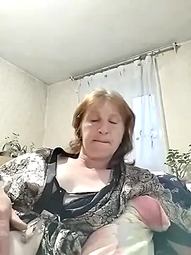 Flower2931 online show from May 22, 5:40 pm