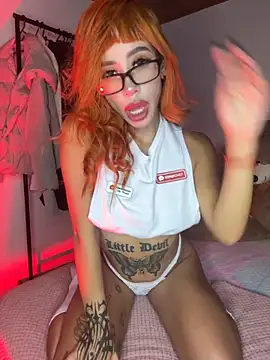 ScarlettRusso1 online show from May 10, 11:10 pm