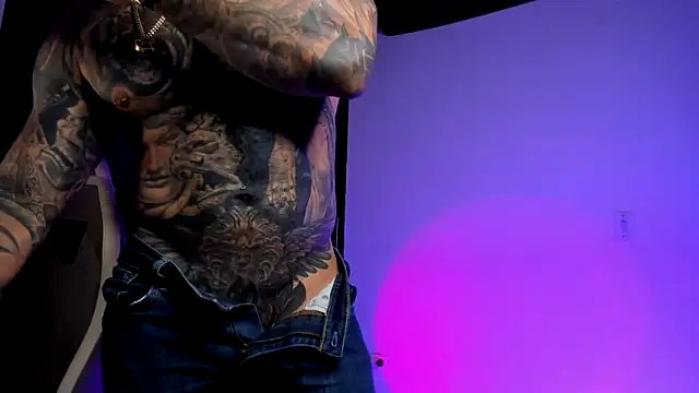 Snapshot of natevillage chatting on October 3, 6:10 am natevillage online show from October 3, 6:10 am